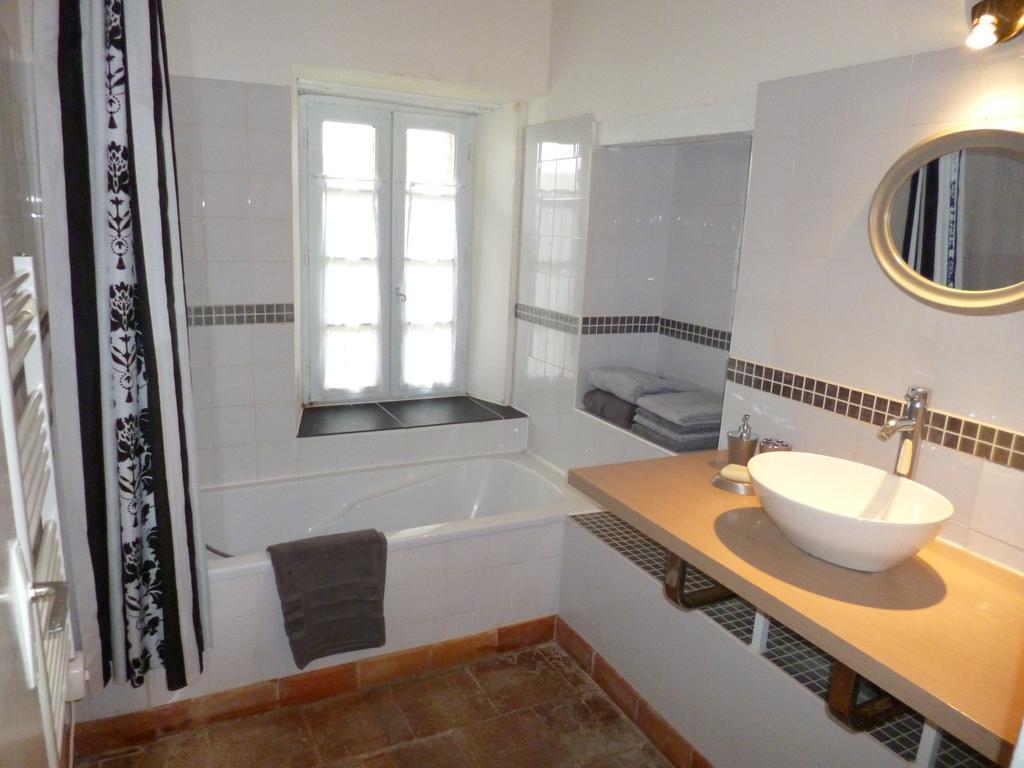 Le Lac De Crivito Bed & Breakfast Caraman Room photo